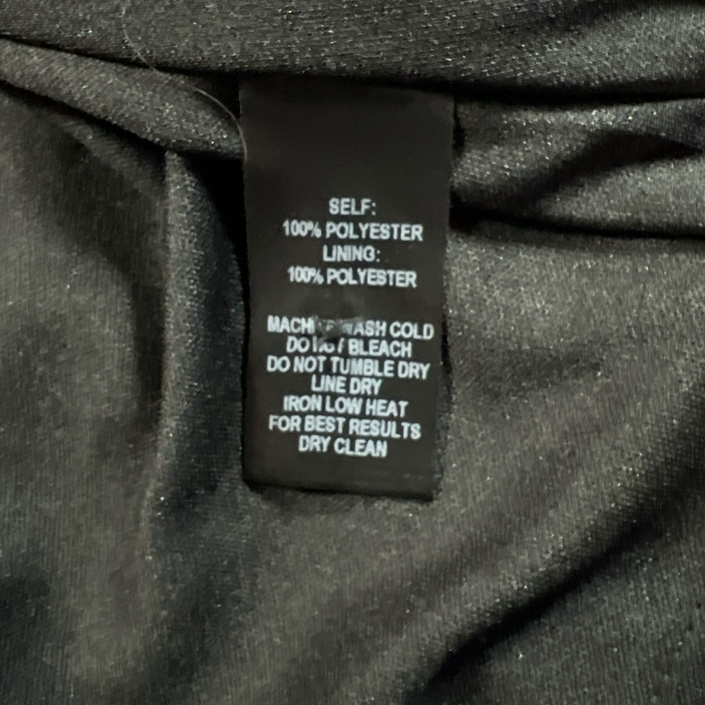 Lulus EC stunning black dress. Size small - Picture 5 of 6